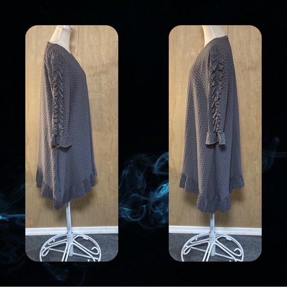 Gray Honeycomb Tunic - Picture 2 of 2